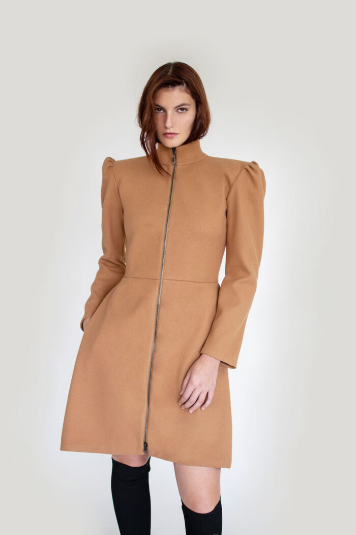 Abrigo Russo Camel